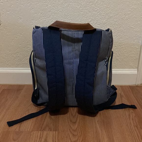 BananaFish Backpack - Picture 4 of 4